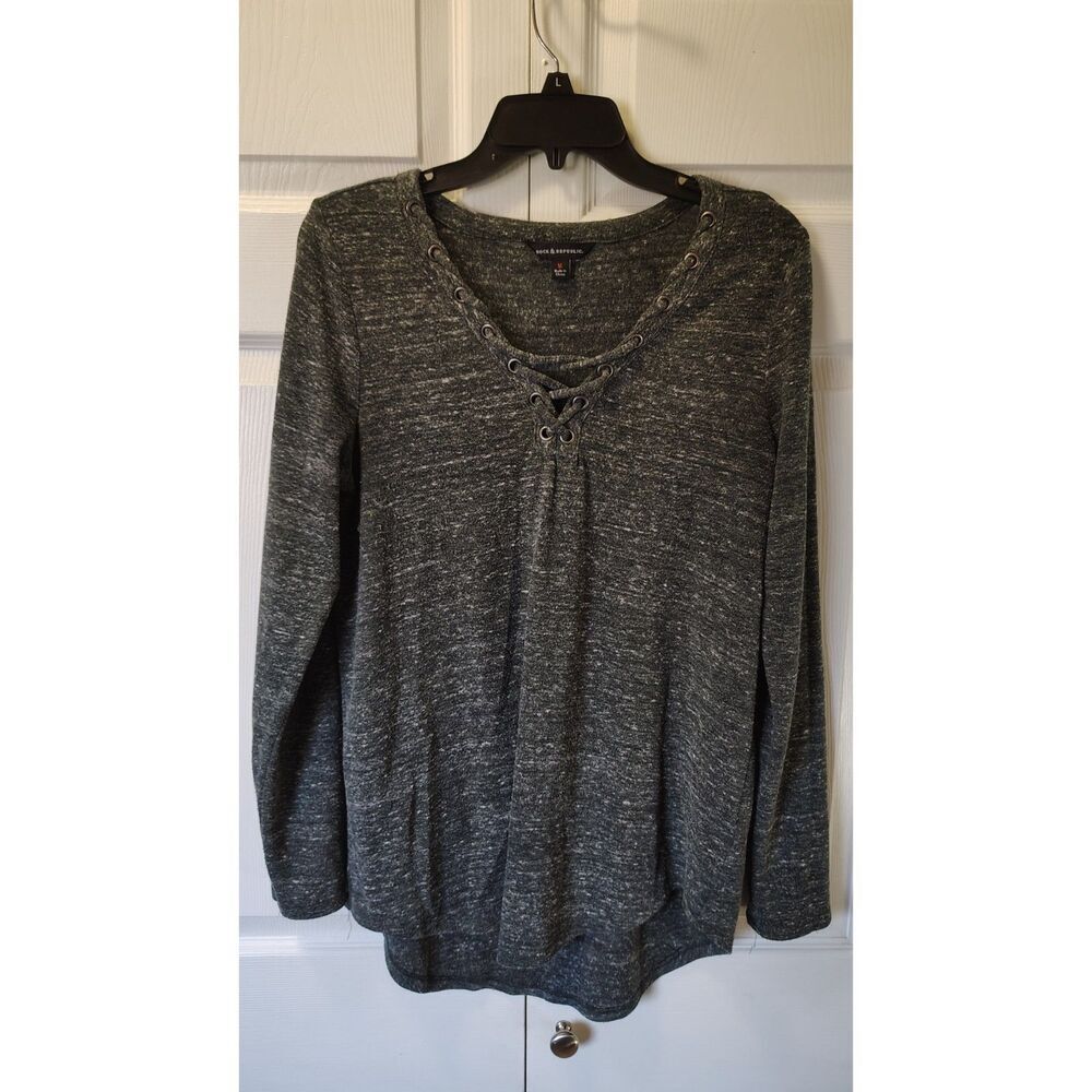 Rock & Republic Heather Gray Tunic Top Grommet Detail Medium